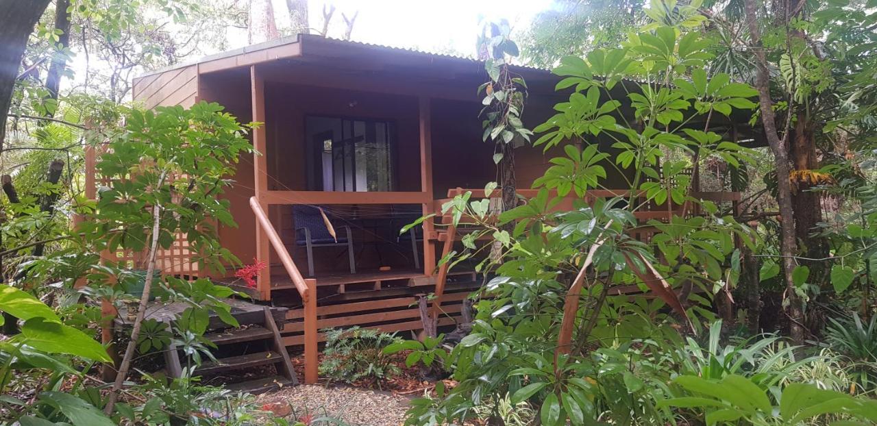 Samurai Beach Bungalows One Mile Exteriör bild